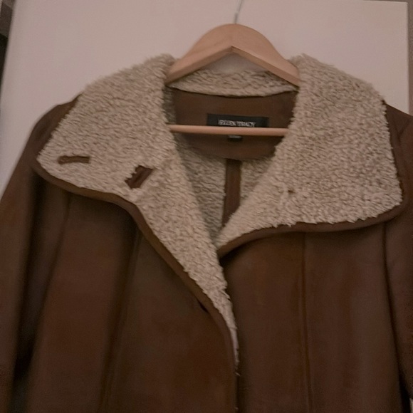 Ellen Tracy faux suede and faux fur coat - Picture 2 of 7